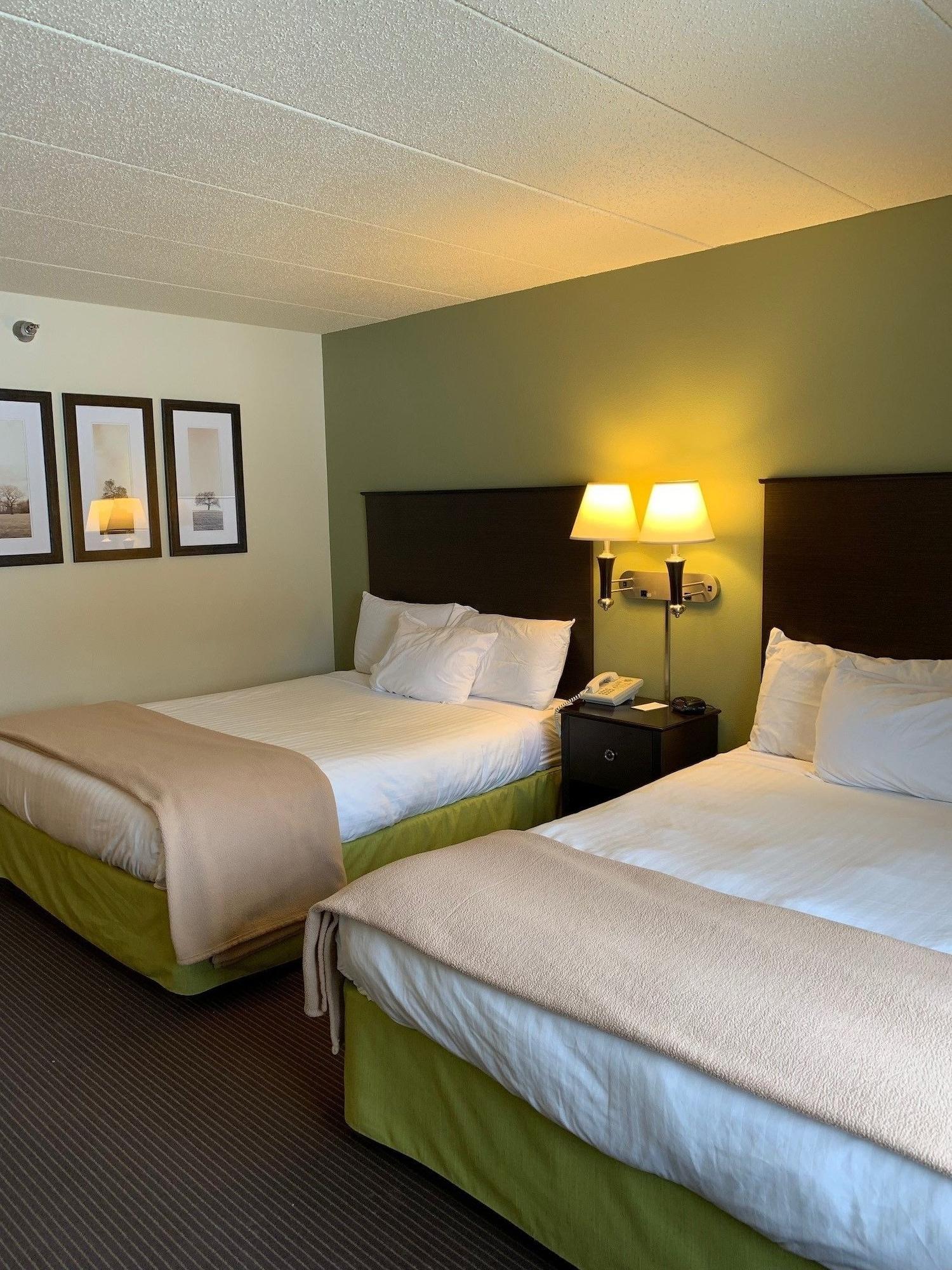 Americinn By Wyndham Hampton Exterior photo