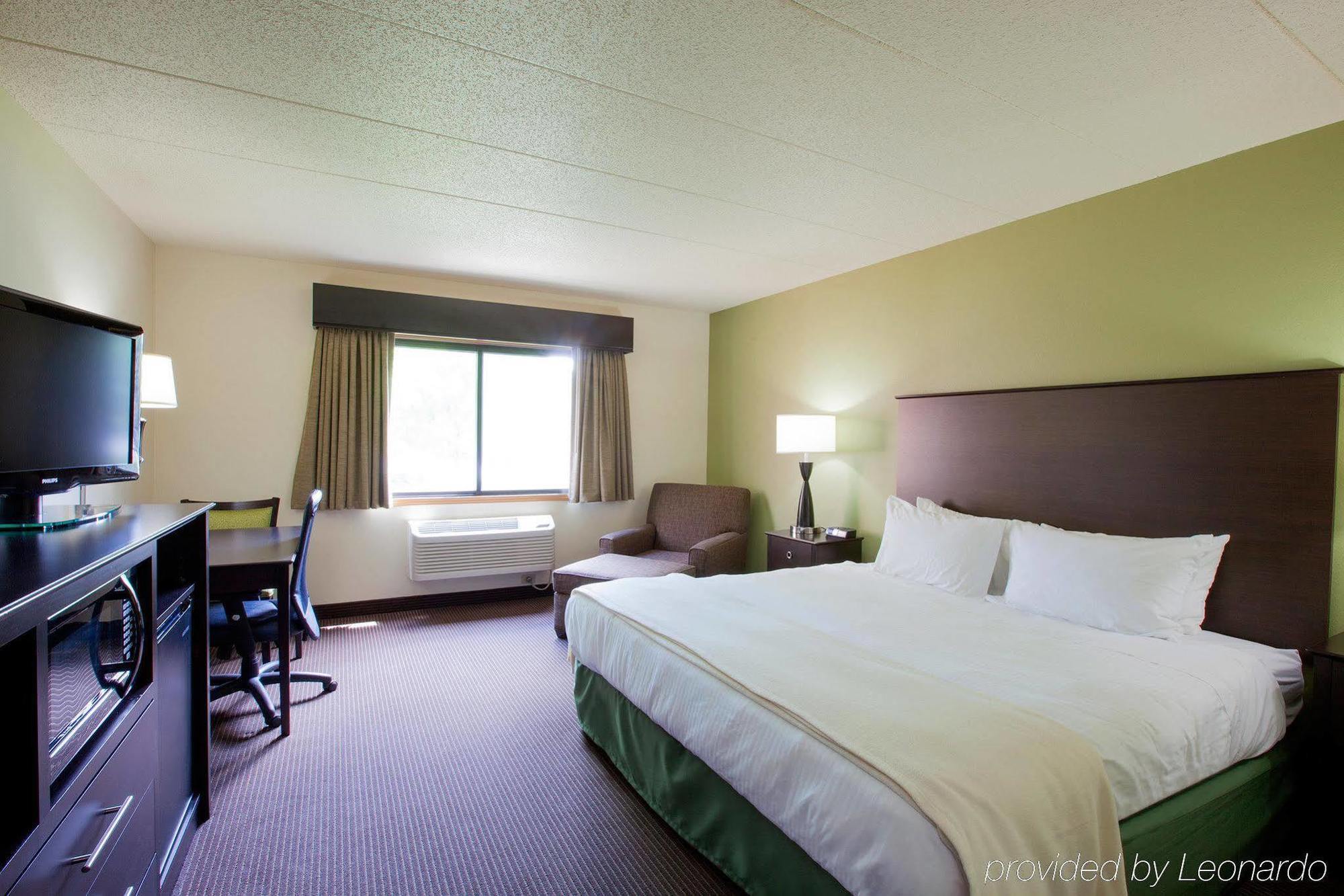 Americinn By Wyndham Hampton Exterior photo